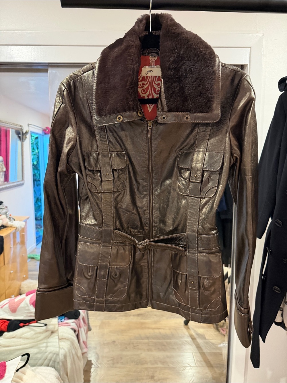 Women's Dark bronzed Brown Leather Jacket with removable 🐇 Collar Vintage Y2K 💋